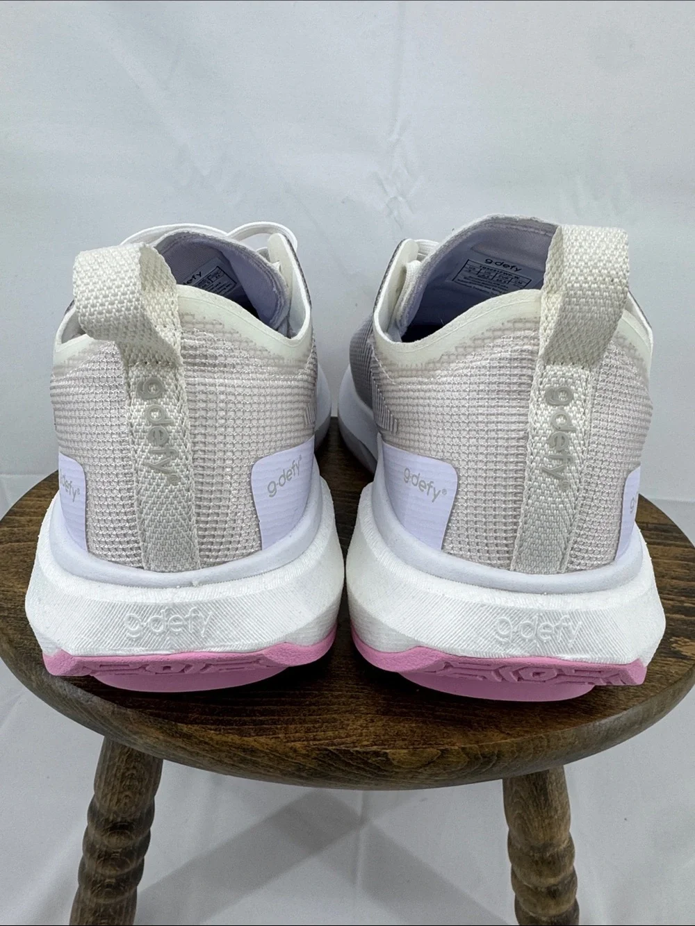 G-defy Womens AstroRun Comfort Shoes w/ Fulton Running Insoles, White w/ Pink, 9